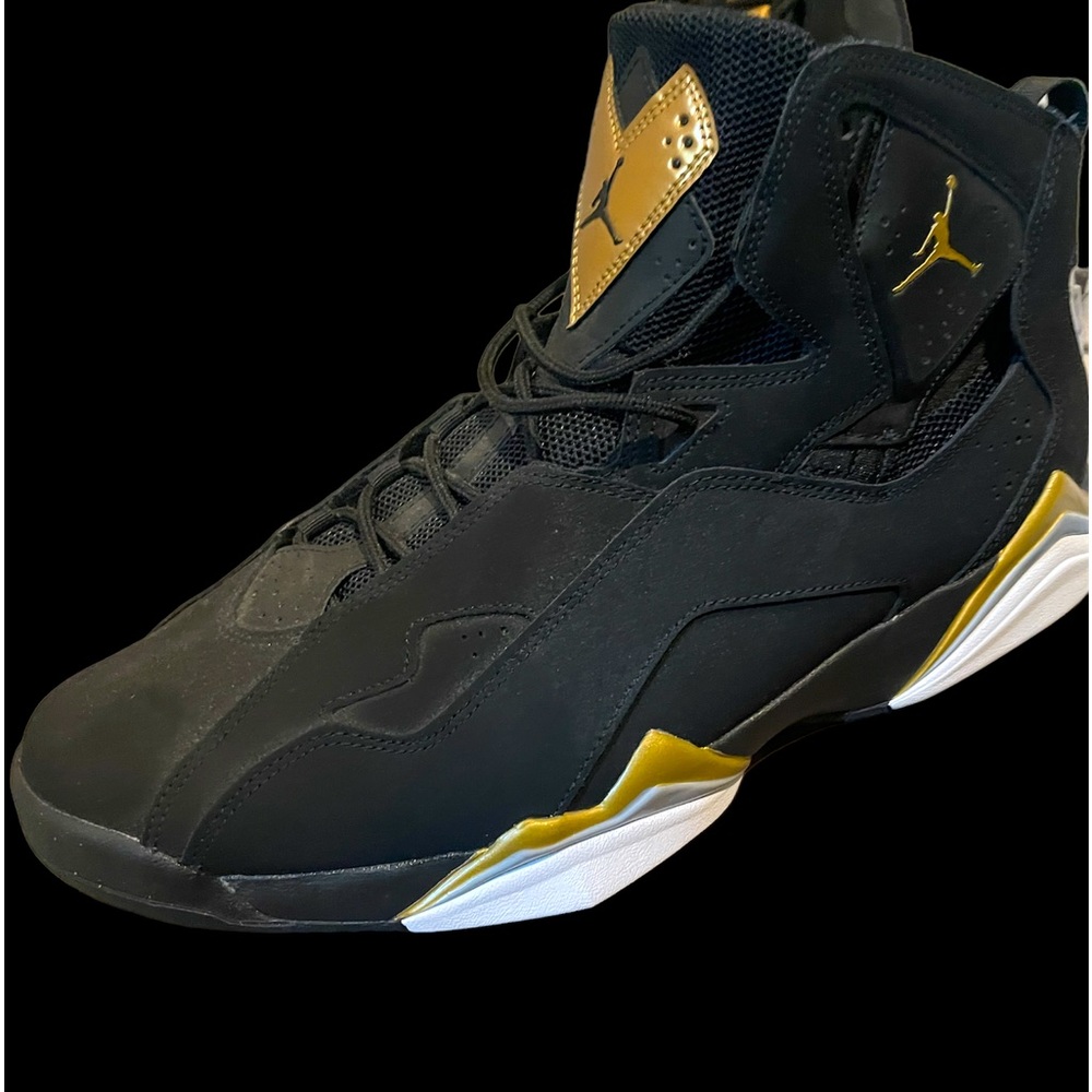 jordan true flight black and gold